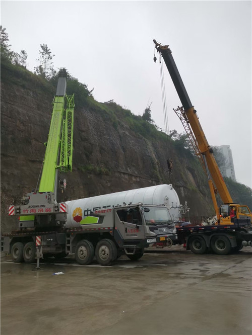 禹王台区“不怕风雨冻”—— 吊车的 “恶劣环境适应” 技术